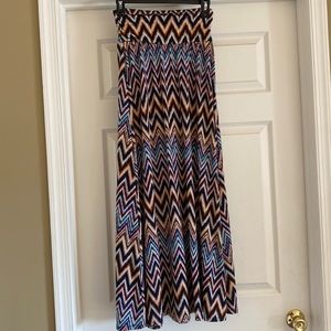Maxi Skirt. Size Small
